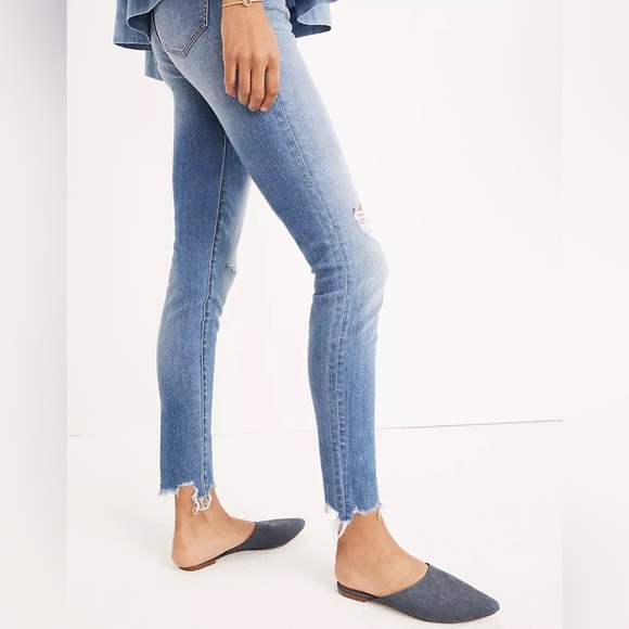 Madewell 9" Mid-Rise Skinny Jeans in Frankie Wash: Torn-Knee Edition Sz 24 - Picture 4 of 14